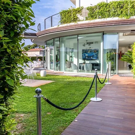 Hotel Mondial &