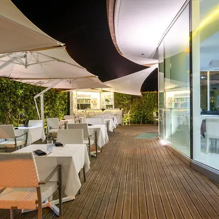 Hotel Mondial &