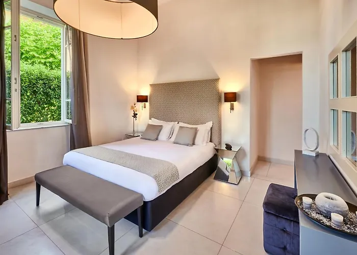 Mondial & 마리아나디피에트라산타