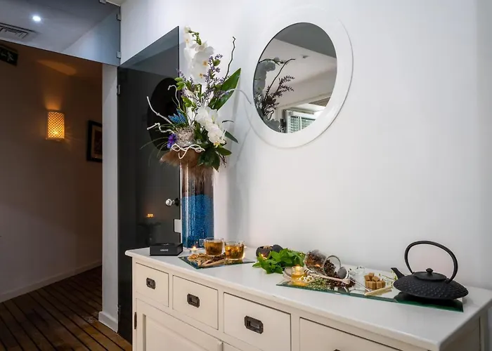 Mondial & 호텔 마리아나디피에트라산타